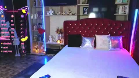 pornbubblebutt online show from December 5, 1:01 pm