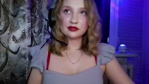 pr_in_cess_ online show from July 1, 9:47 pm