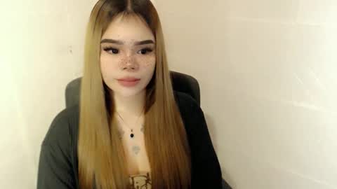 MAXXINE online show from April 6, 4:46 am