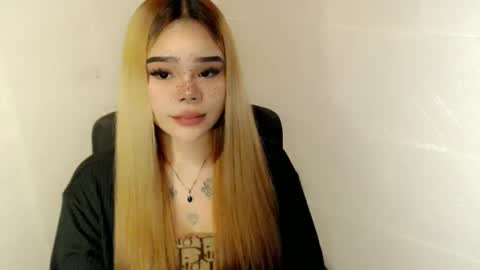 MAXXINE online show from January 11, 5:34 am