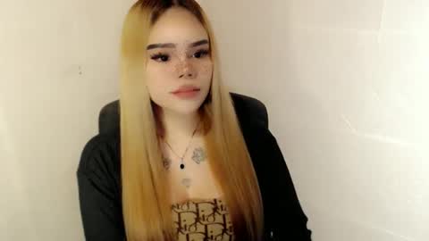 MAXXINE online show from January 10, 5:23 am