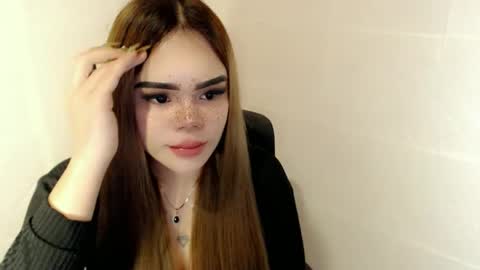 MAXXINE online show from March 11, 8:29 am