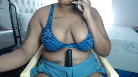 Annah online show from November 19, 10:37 am