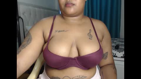 Annah online show from April 2, 7:39 am