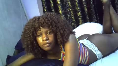 pretty_daniella online show from May 31, 8:31 am