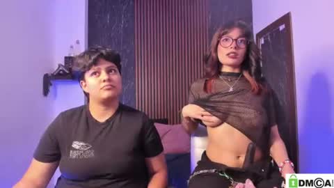 pretty_honey22 online show from July 15, 4:28 am