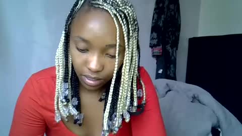 pretty jazminee online show from July 18, 9:23 am