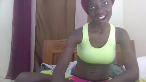 prettyboobies02 online show from June 28, 7:42 pm