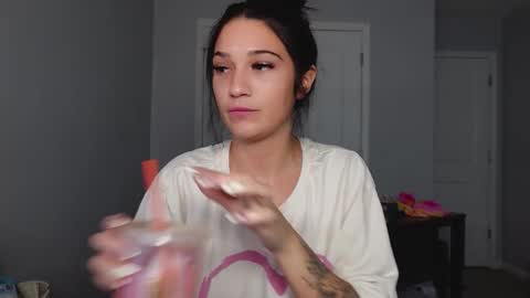 prettygirllltorii online show from March 30, 10:31 pm