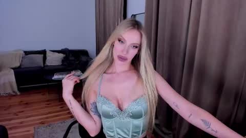 Eva online show from September 22, 11:25 pm