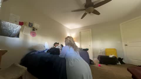 prettylittlegoddess online show from October 24, 2:02 pm