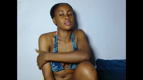 evelyn online show from November 21, 5:31 am