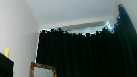 prettyreen online show from February 3, 6:22 am