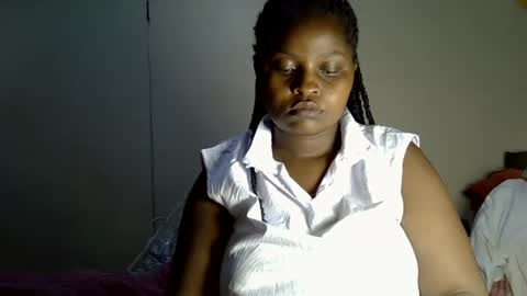 prettyriss online show from April 26, 8:39 pm