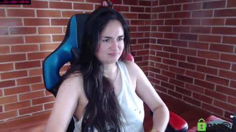 Snapshot of princesa_leia_zathur chatting on October 4, 5:17 pm Leia online show from October 4, 5:17 pm