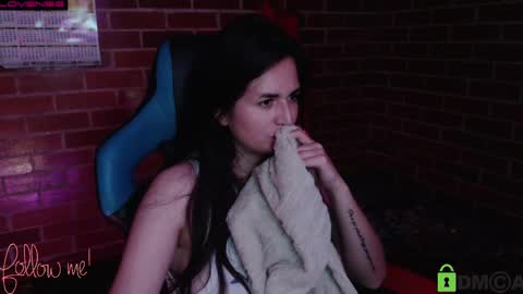 Snapshot of princesa_leia_zathur chatting on March 11, 11:15 pm Leia online show from March 11, 11:15 pm