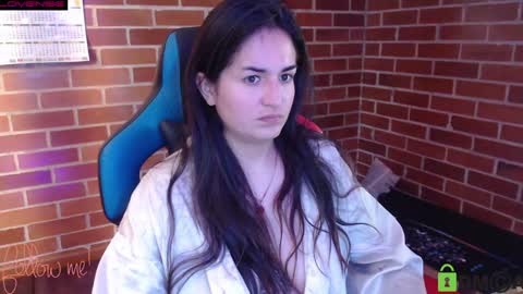 Snapshot of princesa_leia_zathur chatting on January 16, 1:36 pm Leia online show from January 16, 1:36 pm