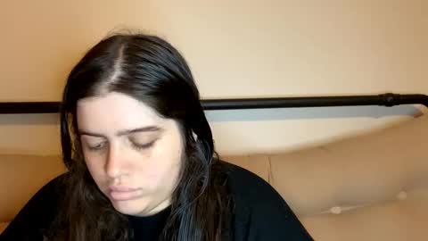 princessviccxo online show from January 13, 4:18 am