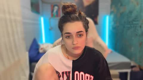 Queen of Pain online show from March 3, 1:22 am