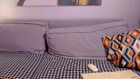 puddingpantie online show from March 8, 2:43 pm