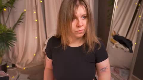 constant schedule Wednesday  Friday  Saturday  Sunday  The Rosemarie online show from February 7, 5:55 am