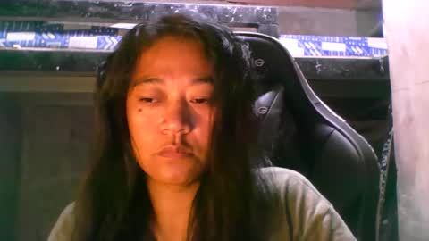 Snapshot of pure_sweetasian chatting on October 28, 3:40 pm pure_sweetasian online show from October 28, 3:40 pm