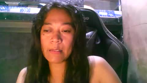 Snapshot of pure_sweetasian chatting on October 27, 2:45 pm pure_sweetasian online show from October 27, 2:45 pm