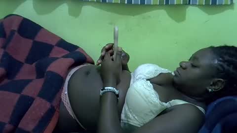 queen_diva01 online show from June 11, 2:44 am