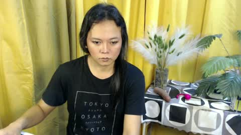 queen_ennah online show from June 30, 12:15 pm