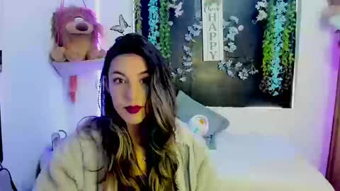 queen_natttyy online show from October 29, 1:37 pm
