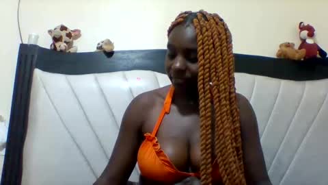 Snapshot of queen_wow2 chatting on September 12, 11:28 am queen online show from September 12, 11:28 am