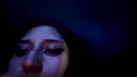 QUEENJEENN online show from February 21, 7:22 am