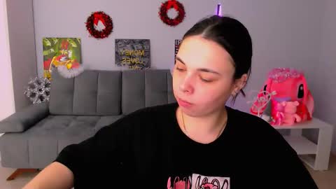 Patricia online show from December 1, 1:58 pm