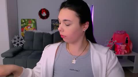 Patricia online show from November 19, 2:50 pm