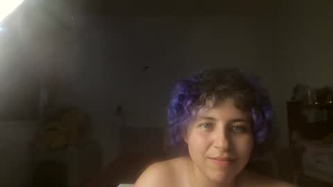 QueenRainStar online show from November 3, 7:45 am