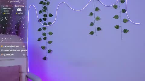    online show from October 9, 10:25 pm