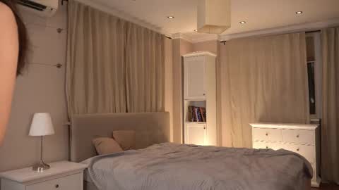 kiri online show from November 12, 5:22 pm