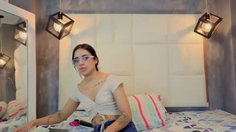 Rachel Donnelly online show from March 23, 11:43 pm