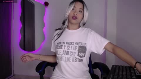 Rachel online show from December 2, 2:57 am