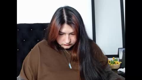 radiantgoddes online show from February 13, 5:14 pm