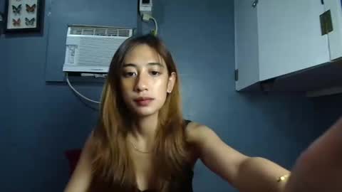 Rae online show from April 6, 10:49 am