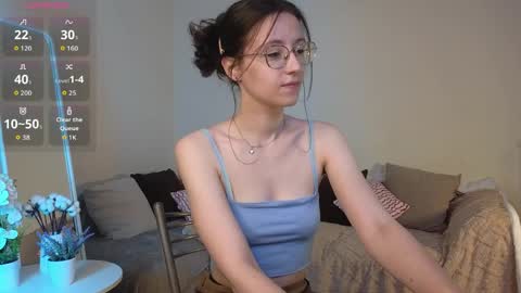 rainybella online show from May 30, 7:39 am