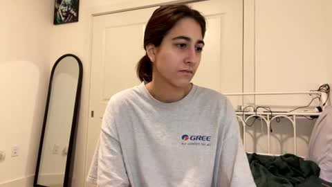 Ray Ray online show from December 19, 3:51 am