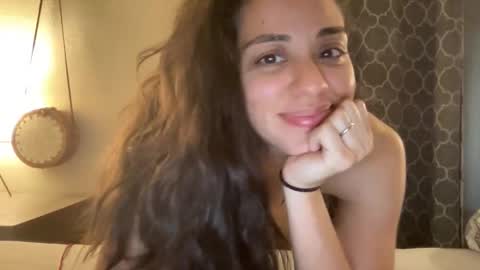 RamonaJ online show from April 21, 11:01 pm