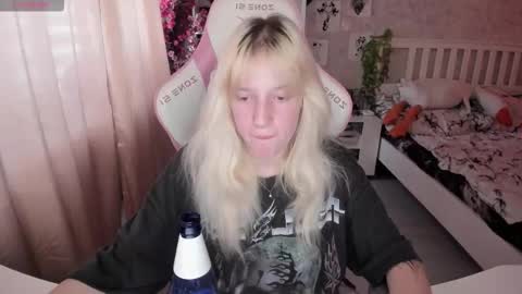 Rapunzel online show from October 17, 1:36 pm