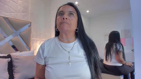 Raquel Moore  online show from March 21, 3:17 pm