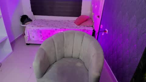 Rave online show from March 25, 6:33 pm