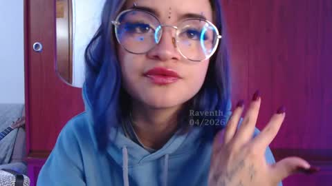 raventh_ online show from April 14, 11:43 am