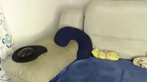 Ray  online show from March 8, 9:24 am