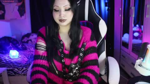 My kittensIm on vacation until July 25th. You can join the fan club  free content  online show from April 16, 9:39 pm